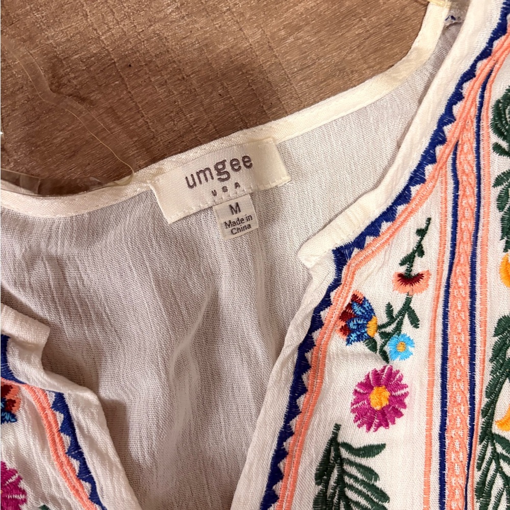 Umgee White dress with Colorful Embroidery - Picture 2 of 2
